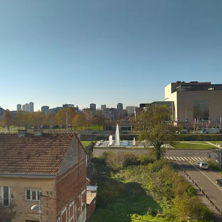 Fountain View *